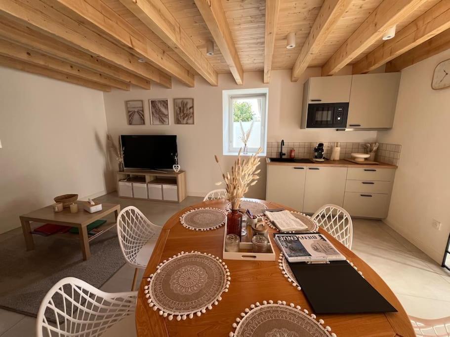 Maison 6 Couchages Entierement Renovee Villa Feurs Bagian luar foto