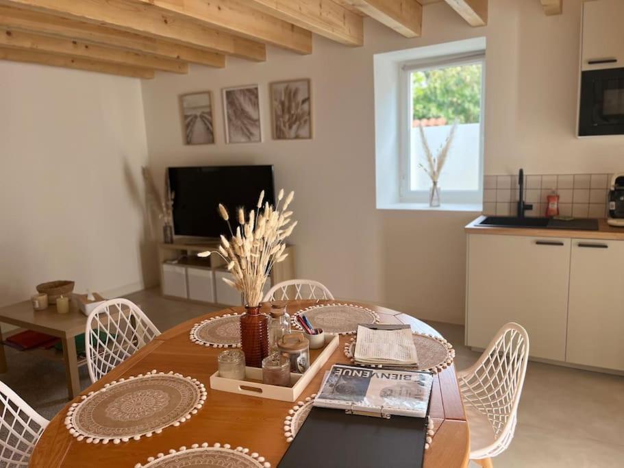 Maison 6 Couchages Entierement Renovee Villa Feurs Bagian luar foto